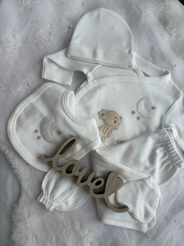 Комплект за новородено от 5 части"Сладки сънища"  – Луна и Мече