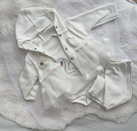 Бебешки Комплект "Бял Лебед" от 3 части